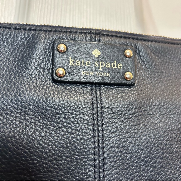Kate Spade ♠️ Leather Crossbody Bag - Picture 2 of 9